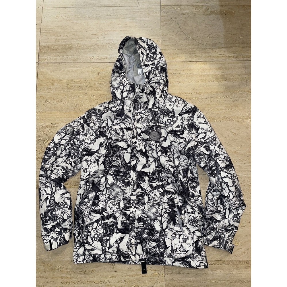 686 Mannual ski snowboarding shell Jacket S Black White Abstract Print